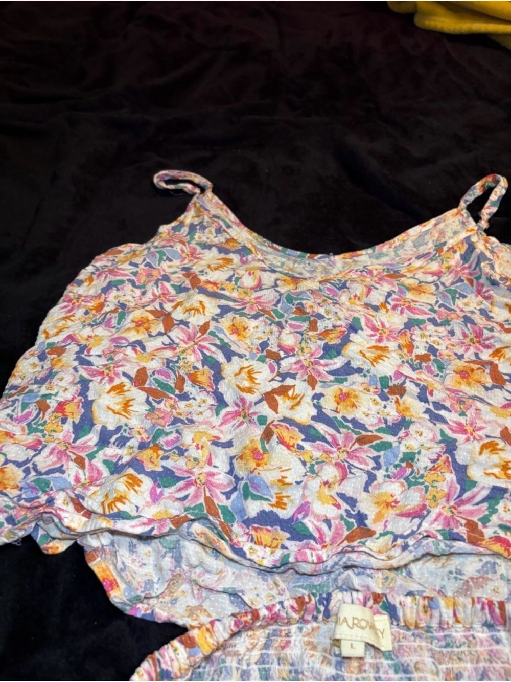 Unknown Brand Floral Cropped Cami Tank Top - Multicolor